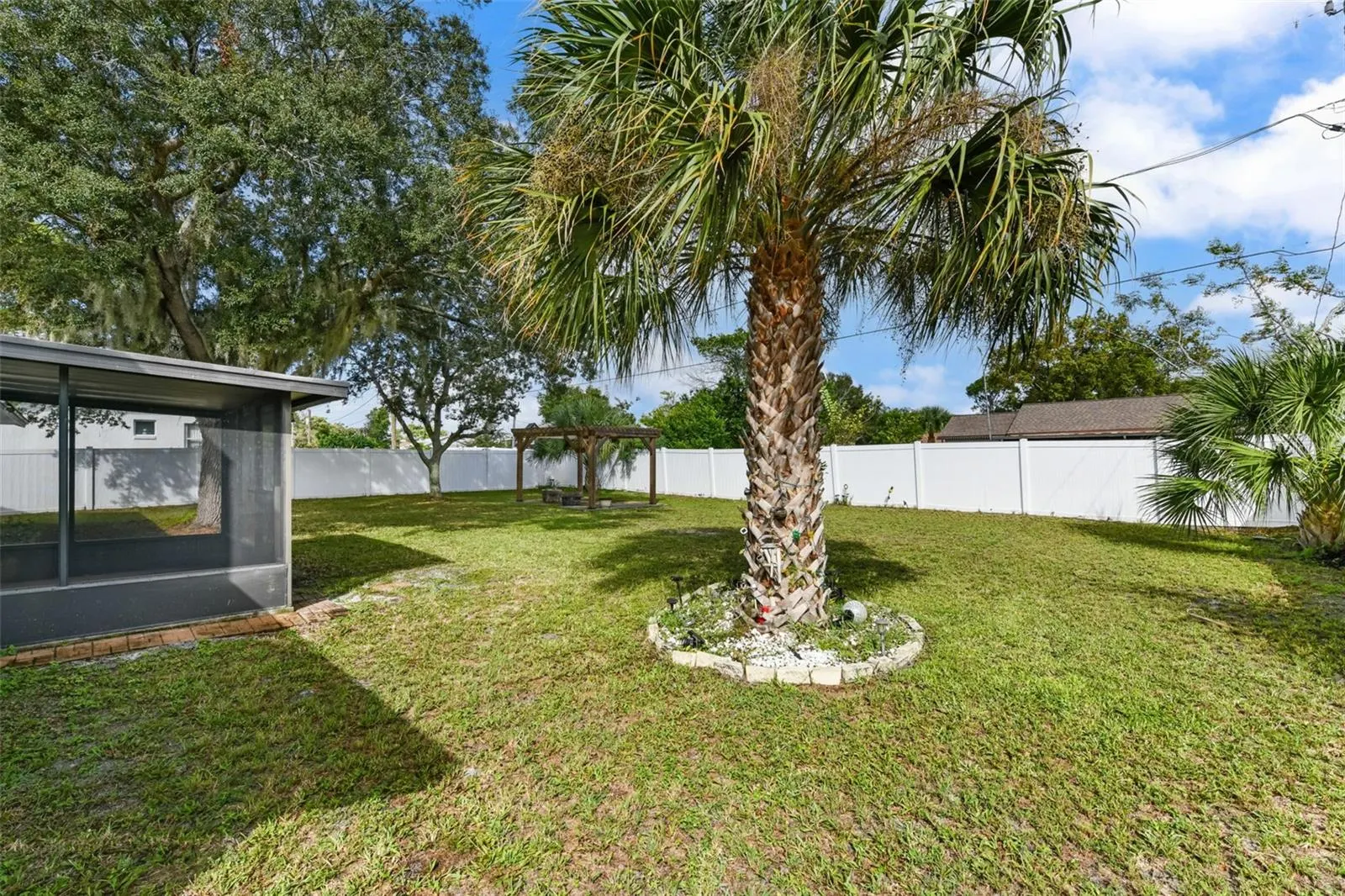 1580 E NORMANDY BLVD