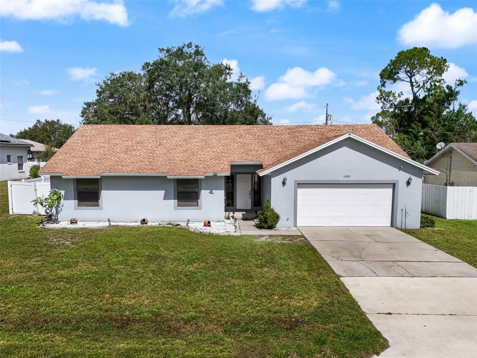 1580 E NORMANDY BLVD
