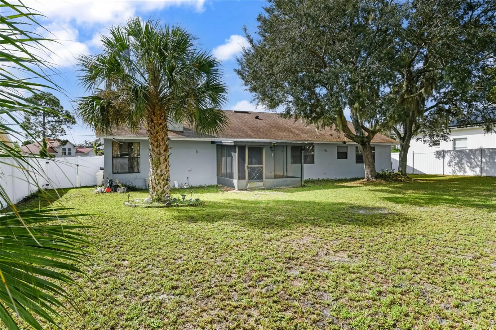 1580 E NORMANDY BLVD