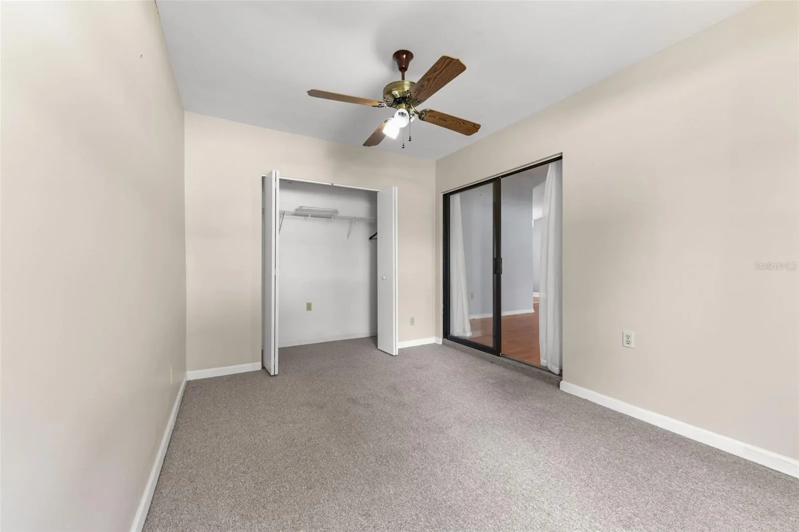 1580 E NORMANDY BLVD