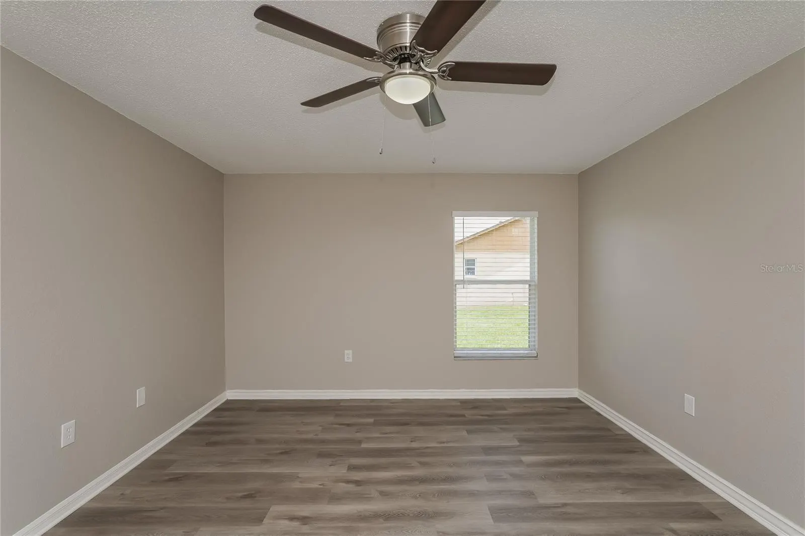3507 MANOR LOOP