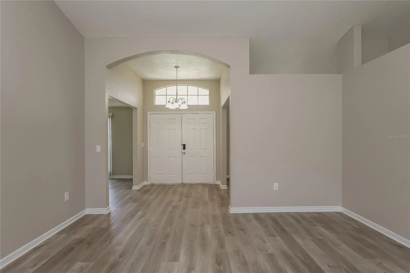 3507 MANOR LOOP