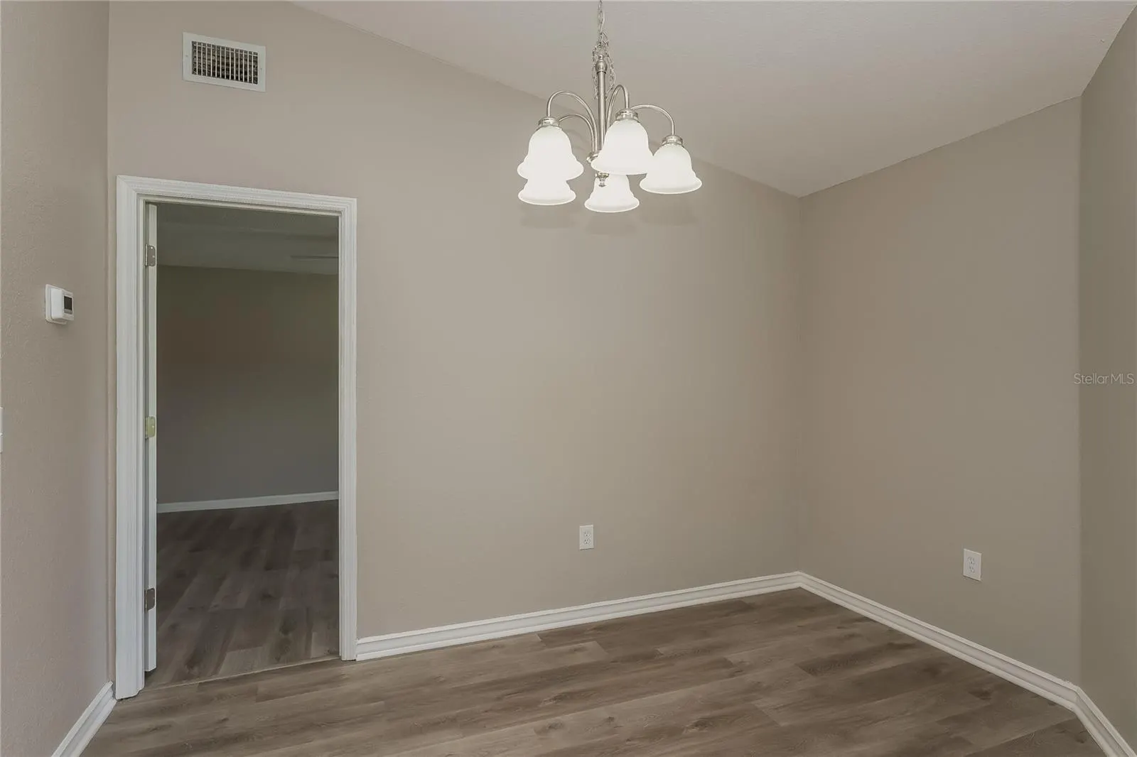 3507 MANOR LOOP