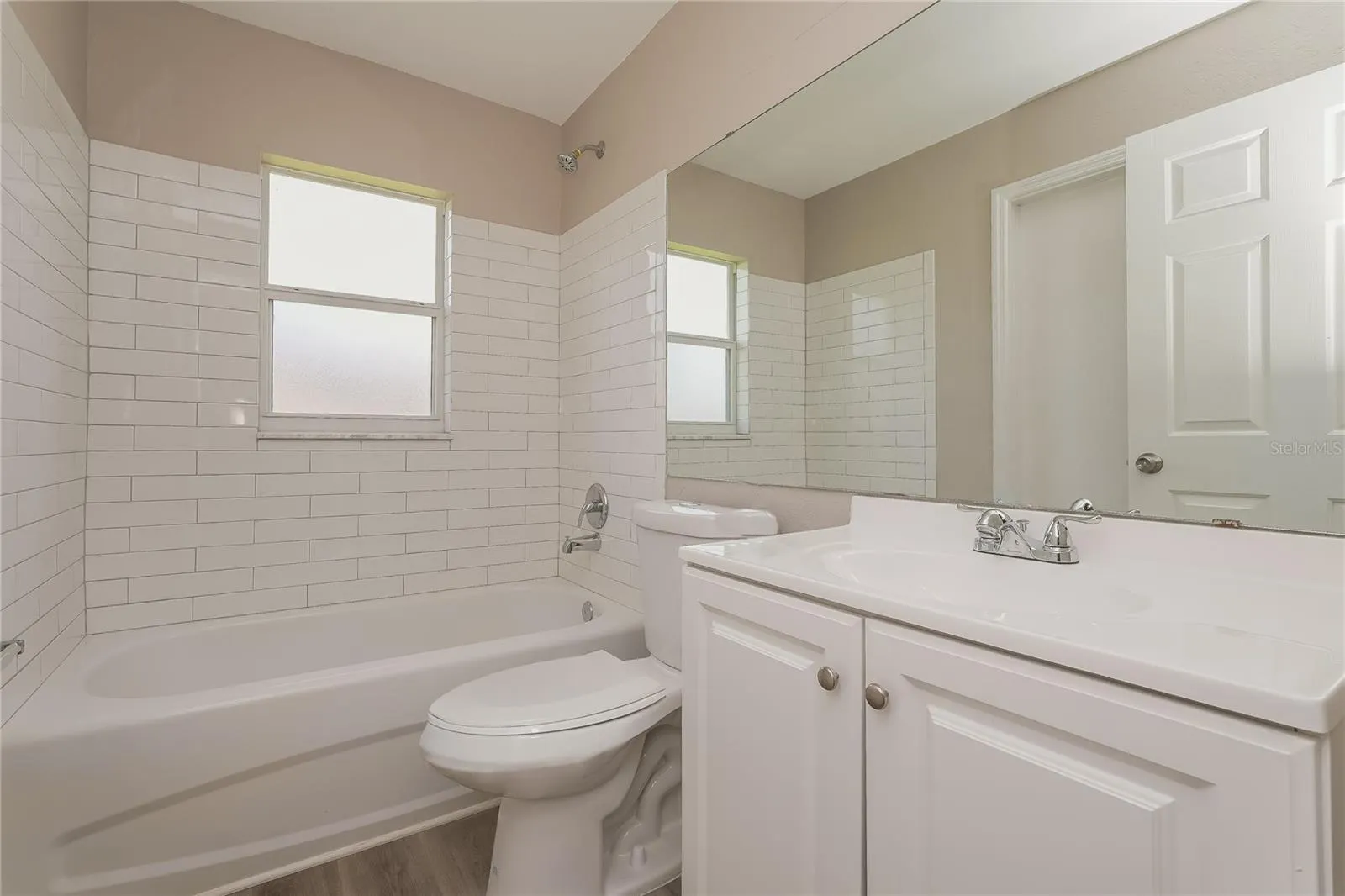 3507 MANOR LOOP