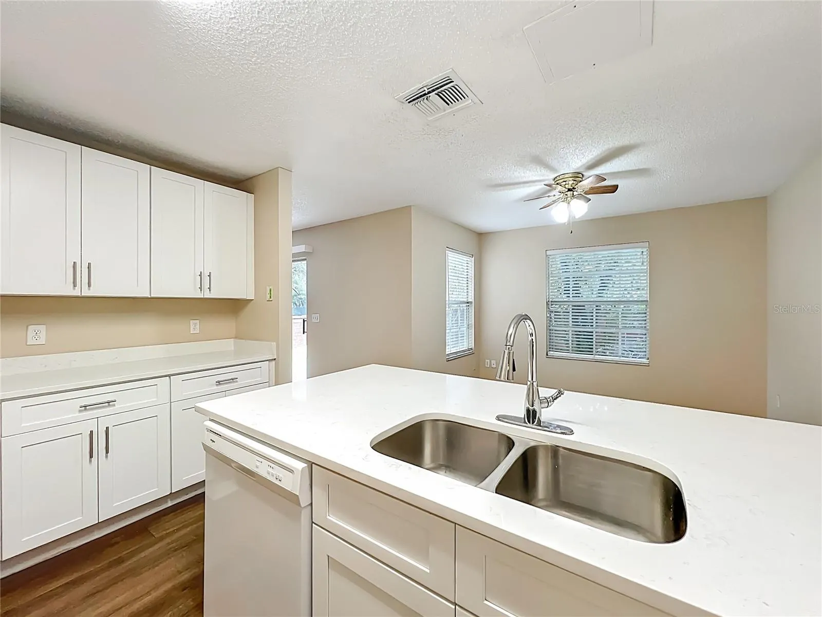 6656 RYAN CHASE CT