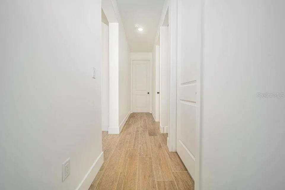15261 BRAINBRIDGE CIR