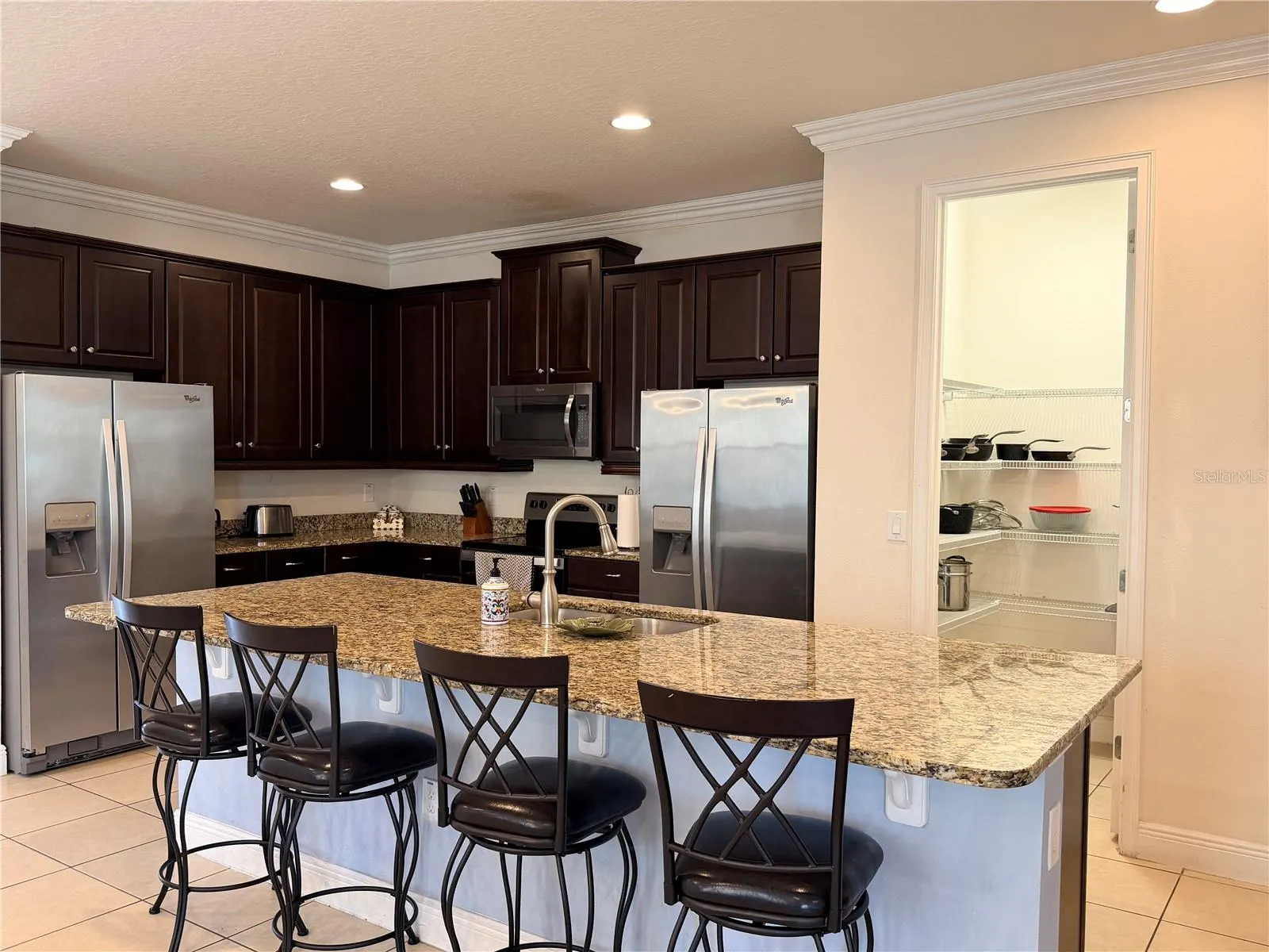 7646 WILMINGTON LOOP