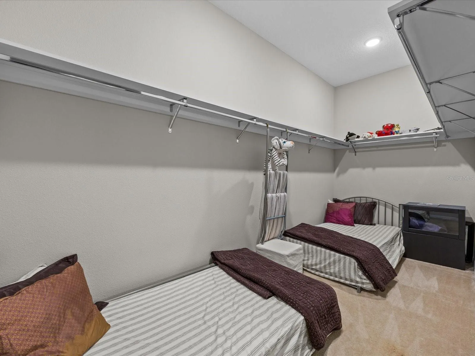 2357 BELLEFIELD CV