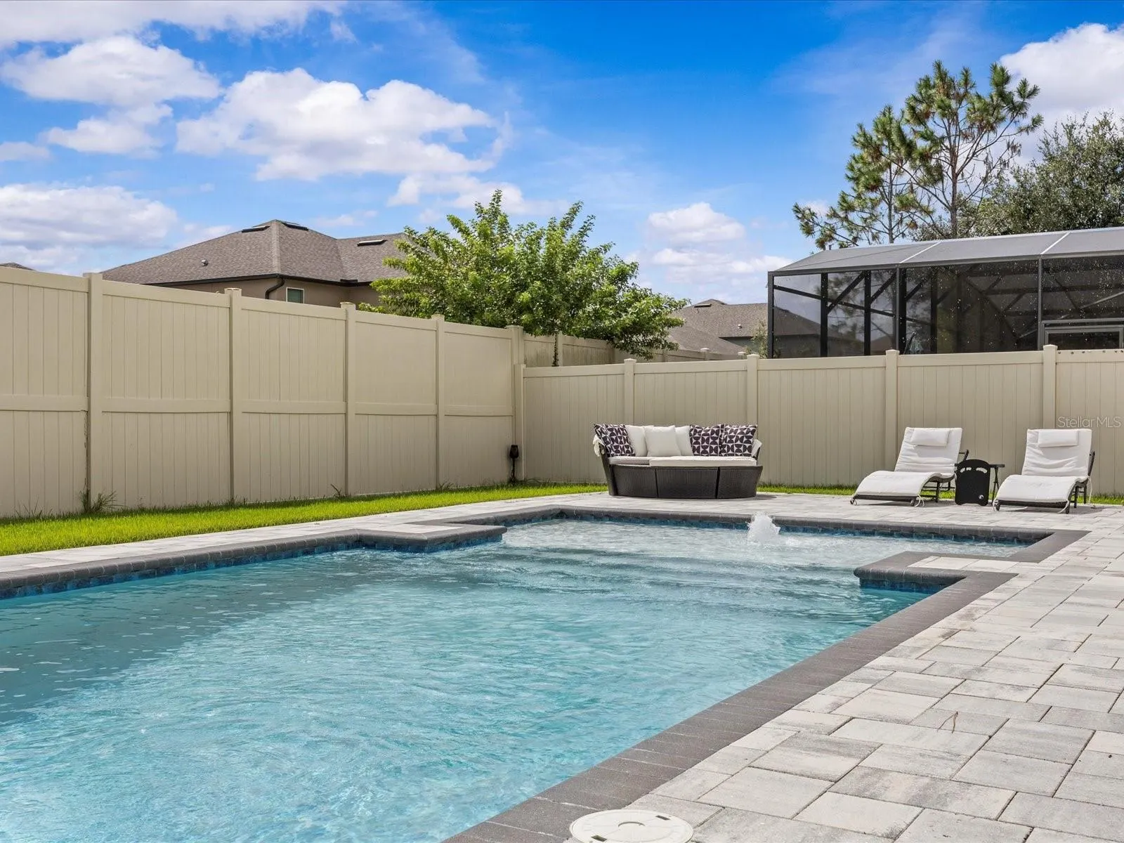 2357 BELLEFIELD CV