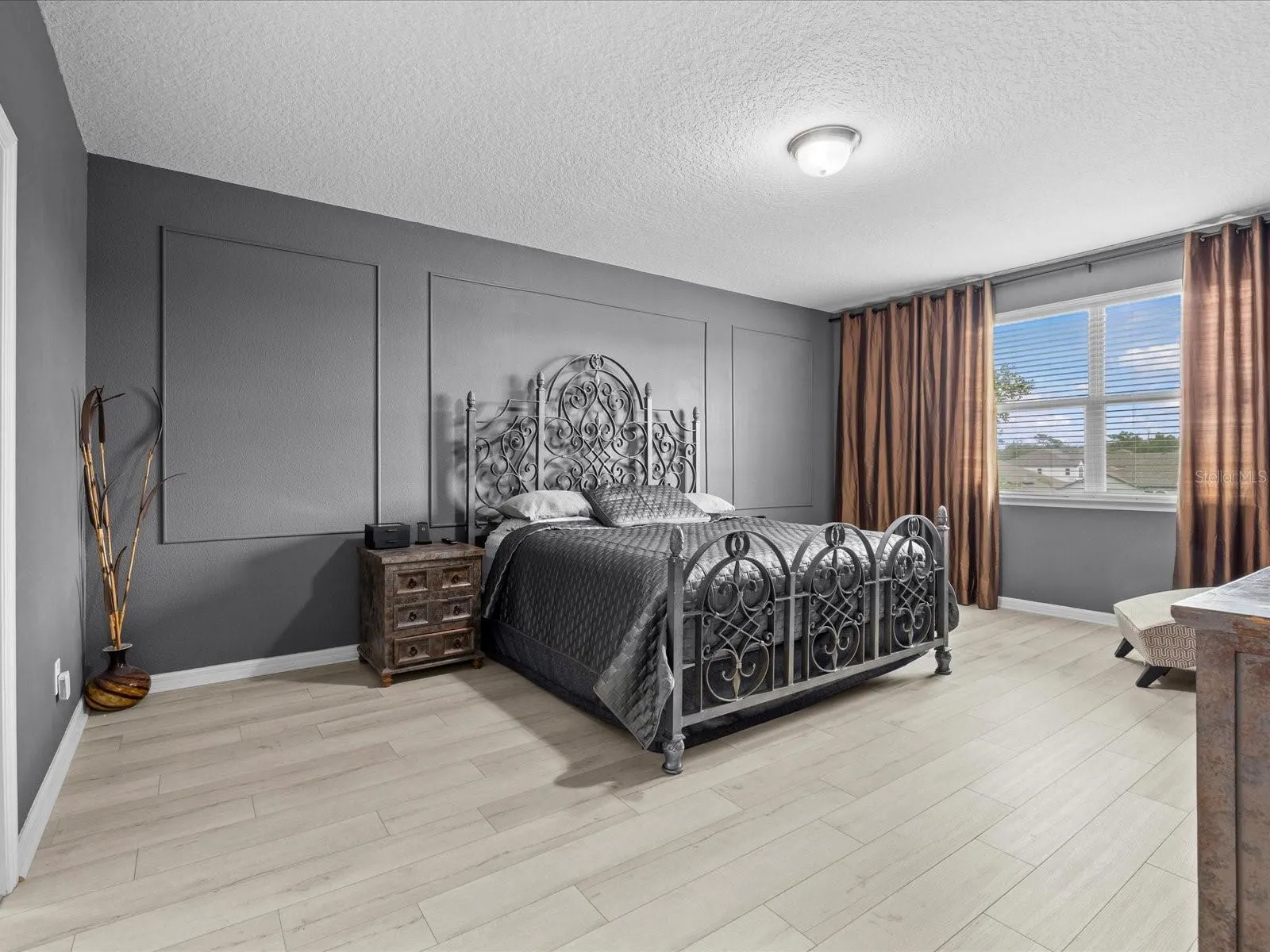 2357 BELLEFIELD CV