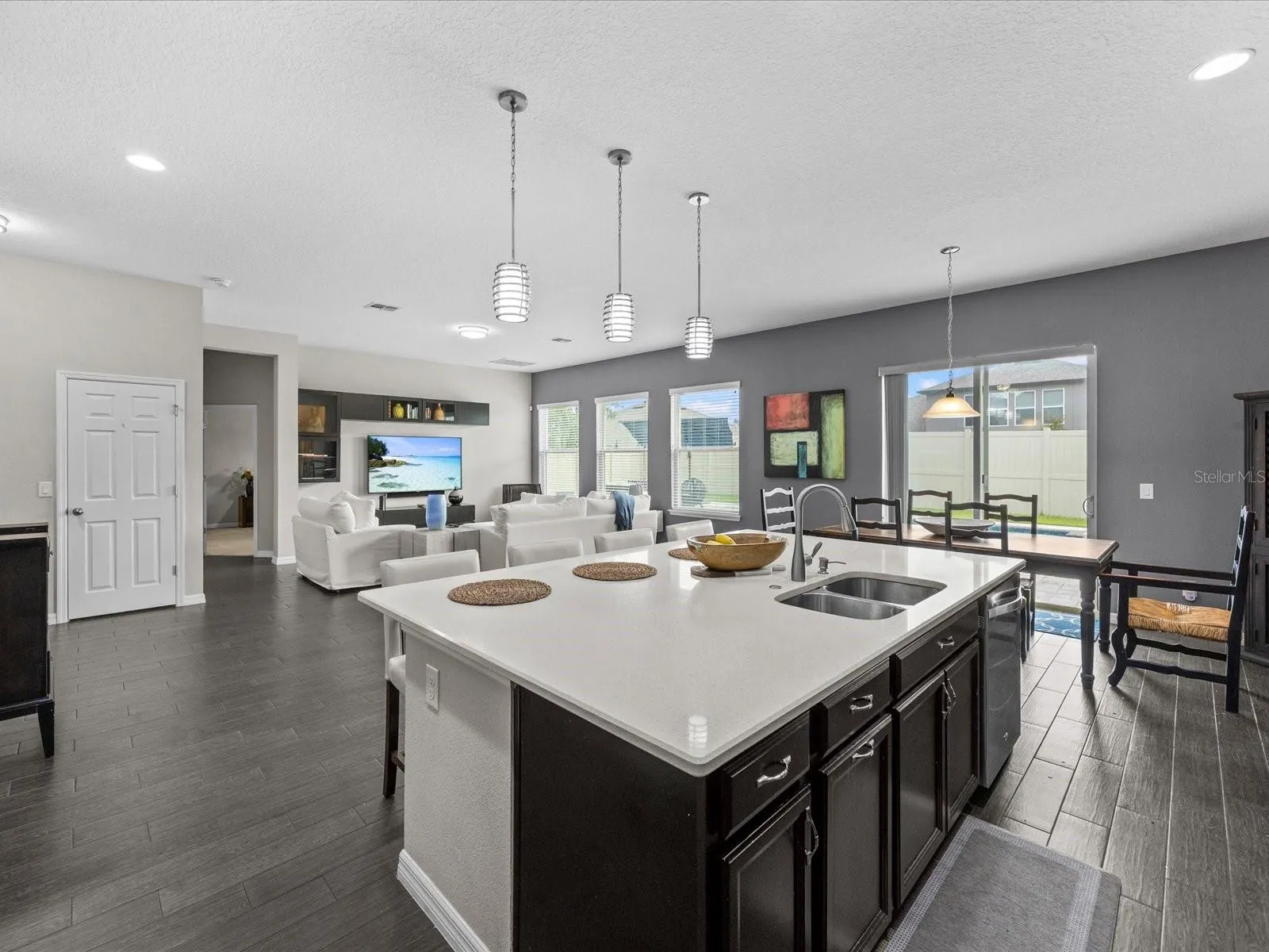 2357 BELLEFIELD CV