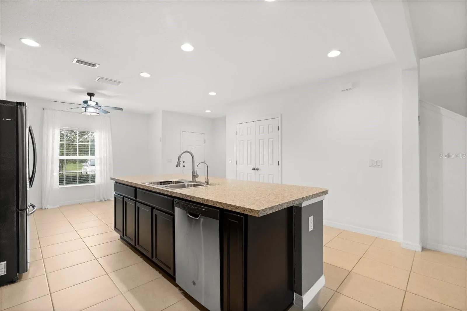 322 ANNABELLE WAY