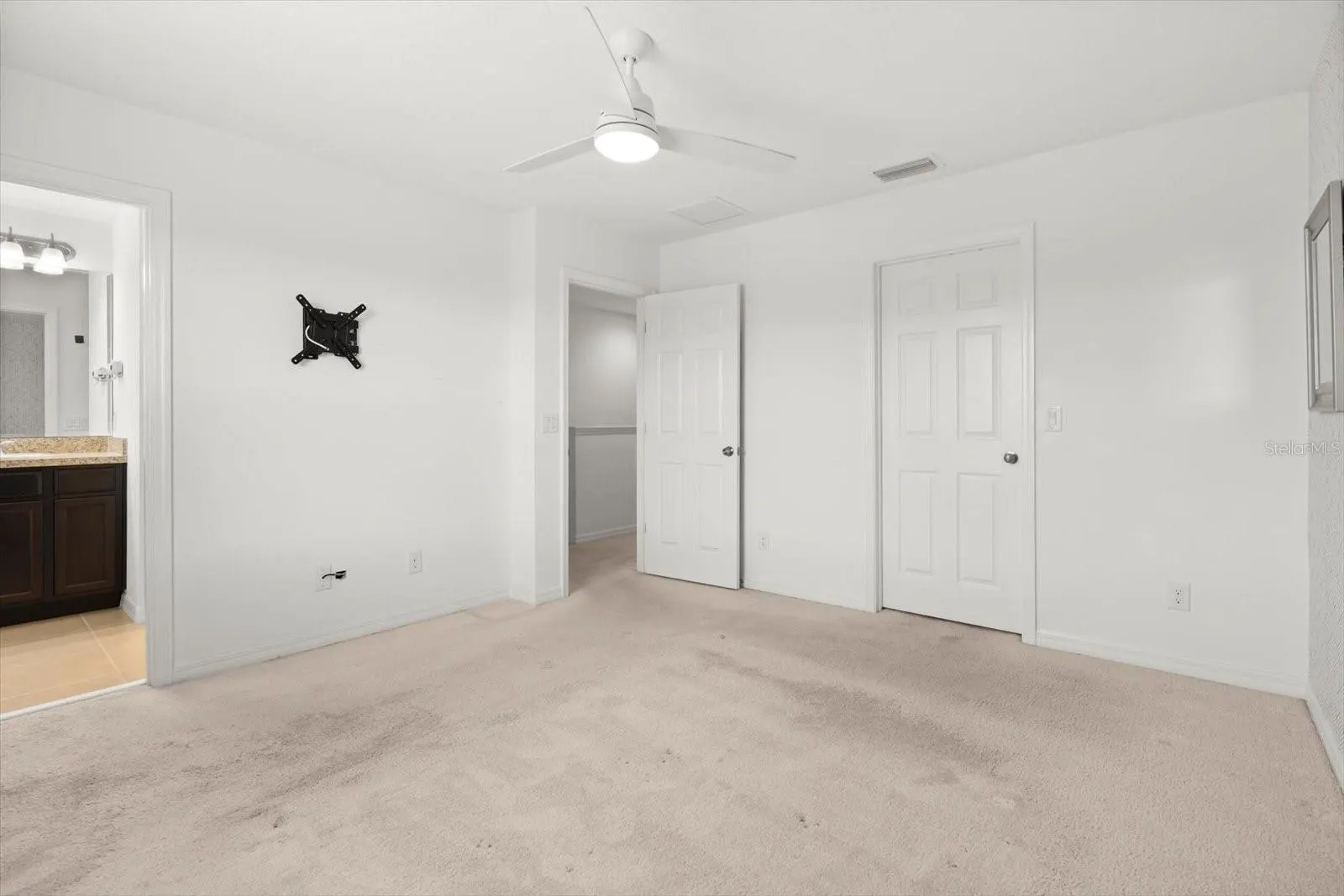 322 ANNABELLE WAY