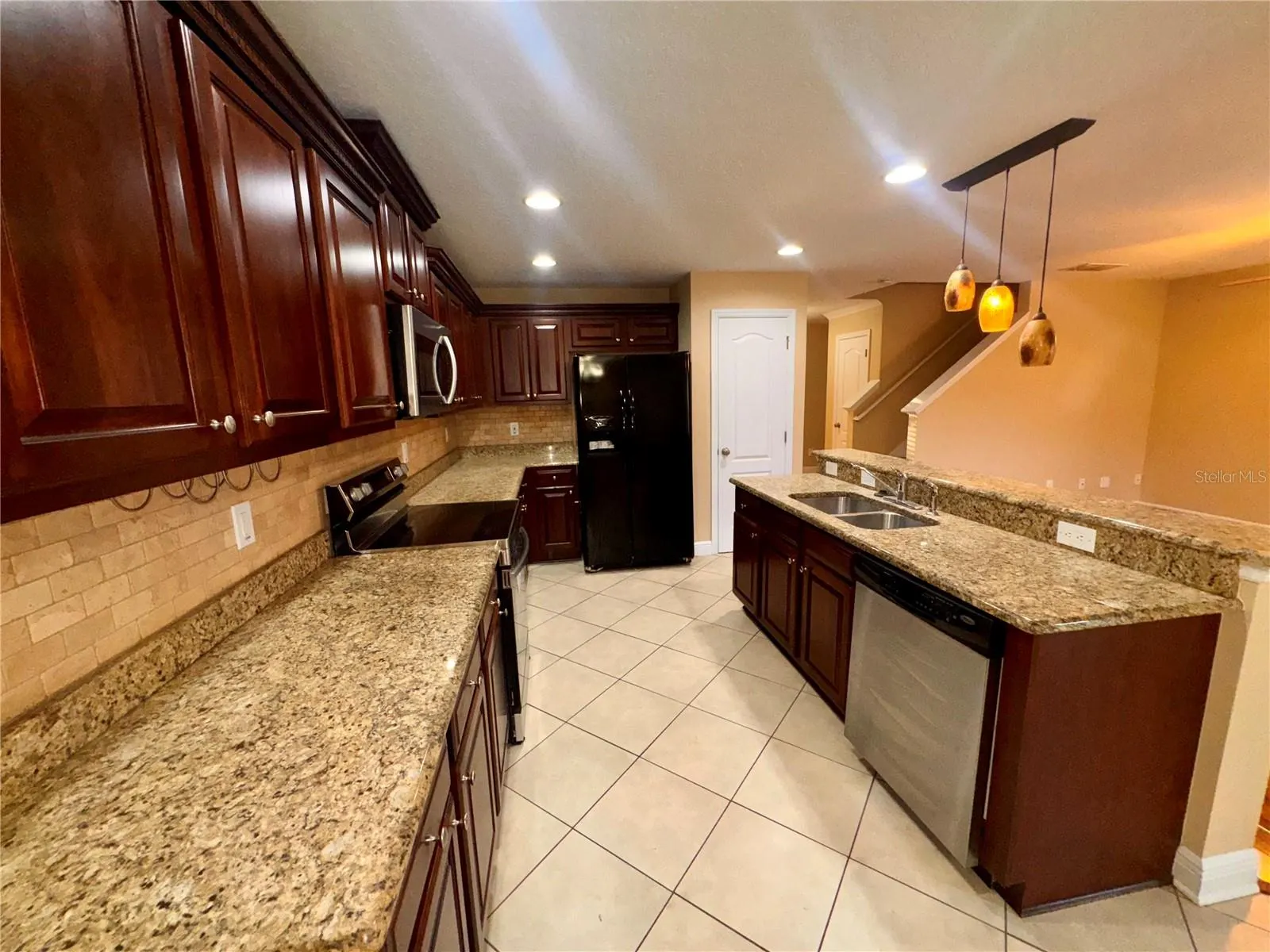 2565 ABEY BLANCO DR