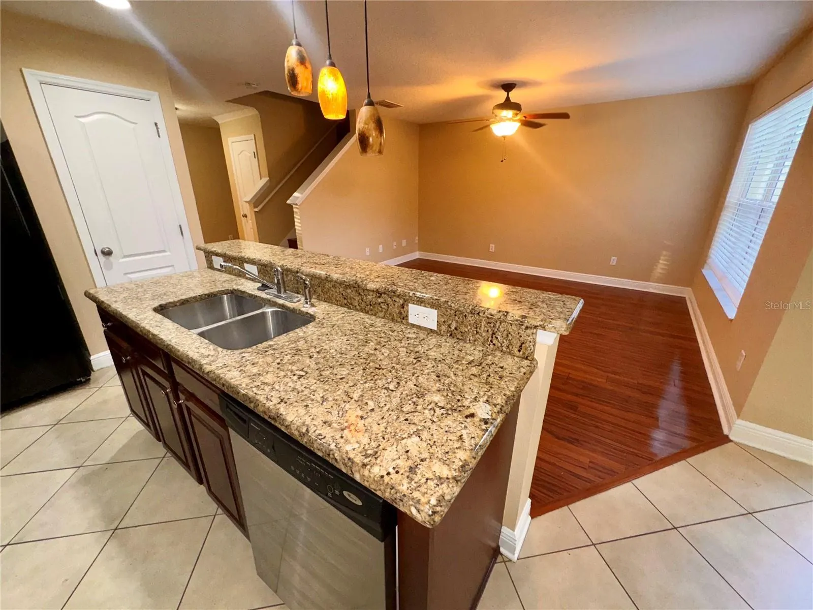 2565 ABEY BLANCO DR
