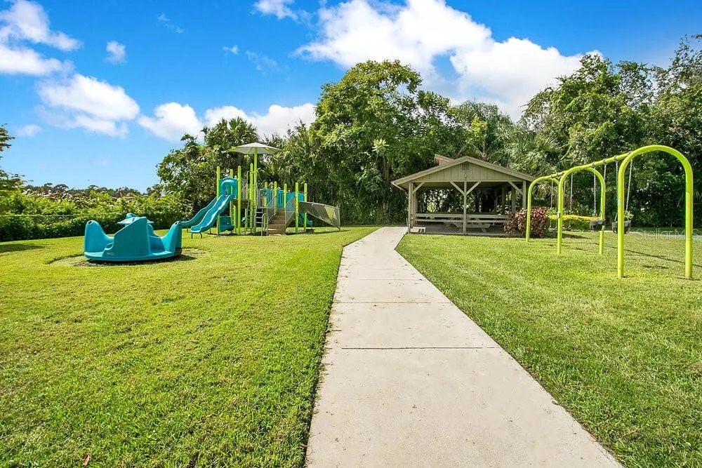 406 MEADOWOOD BLVD