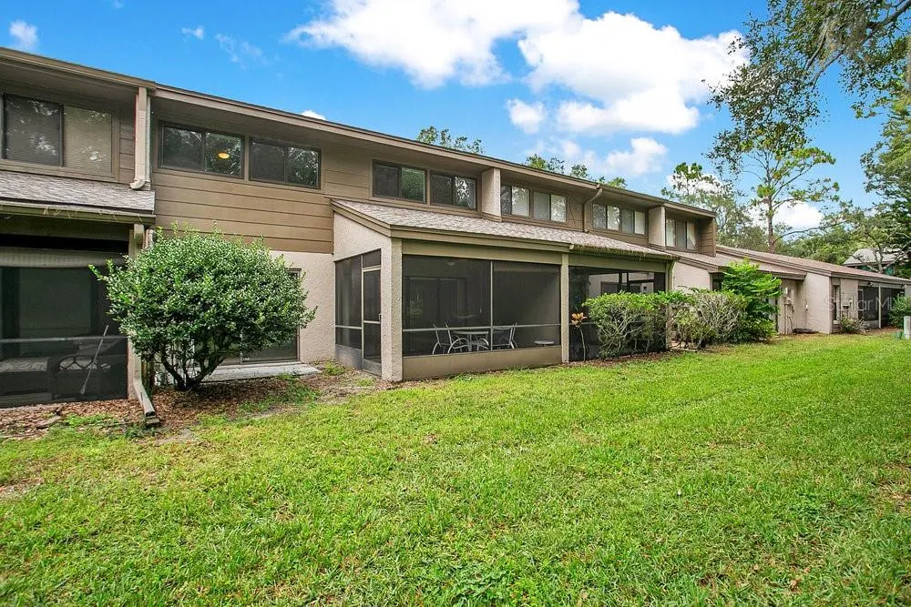406 MEADOWOOD BLVD