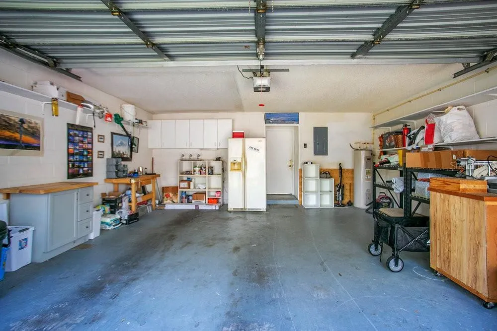 406 MEADOWOOD BLVD