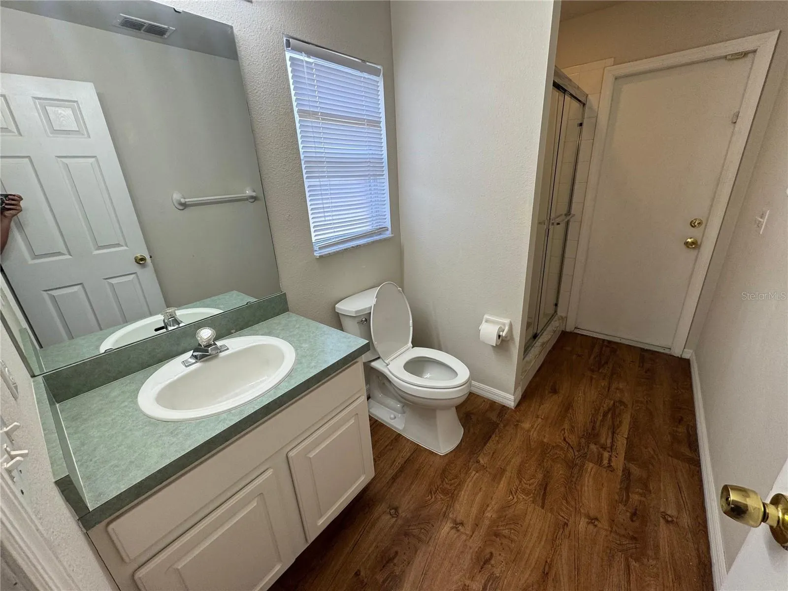 166 GREELEY LOOP