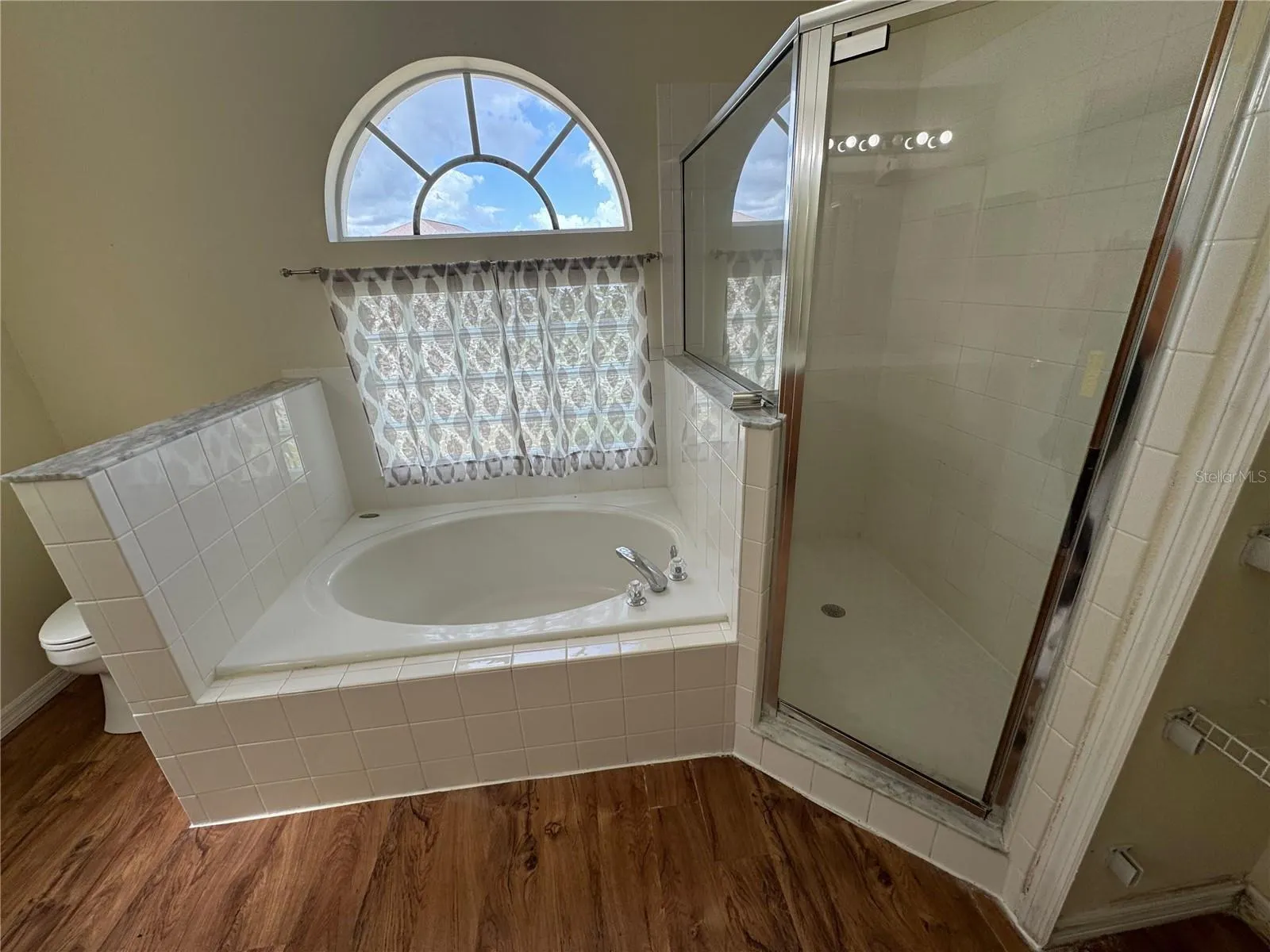 166 GREELEY LOOP