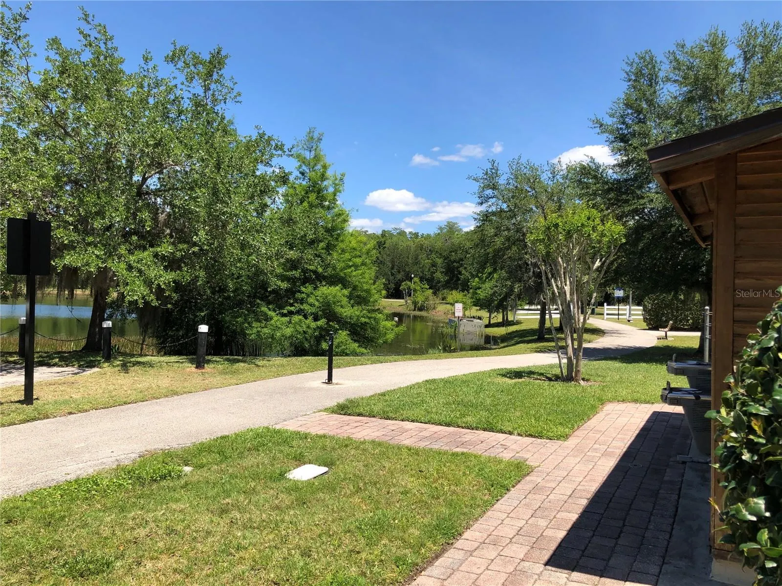 10229 LAKE DISTRICT LN #20, #20