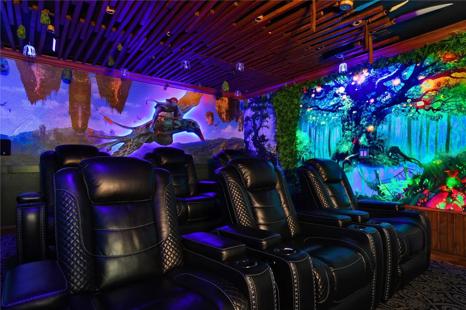 1415 MOON VALLEY DR
