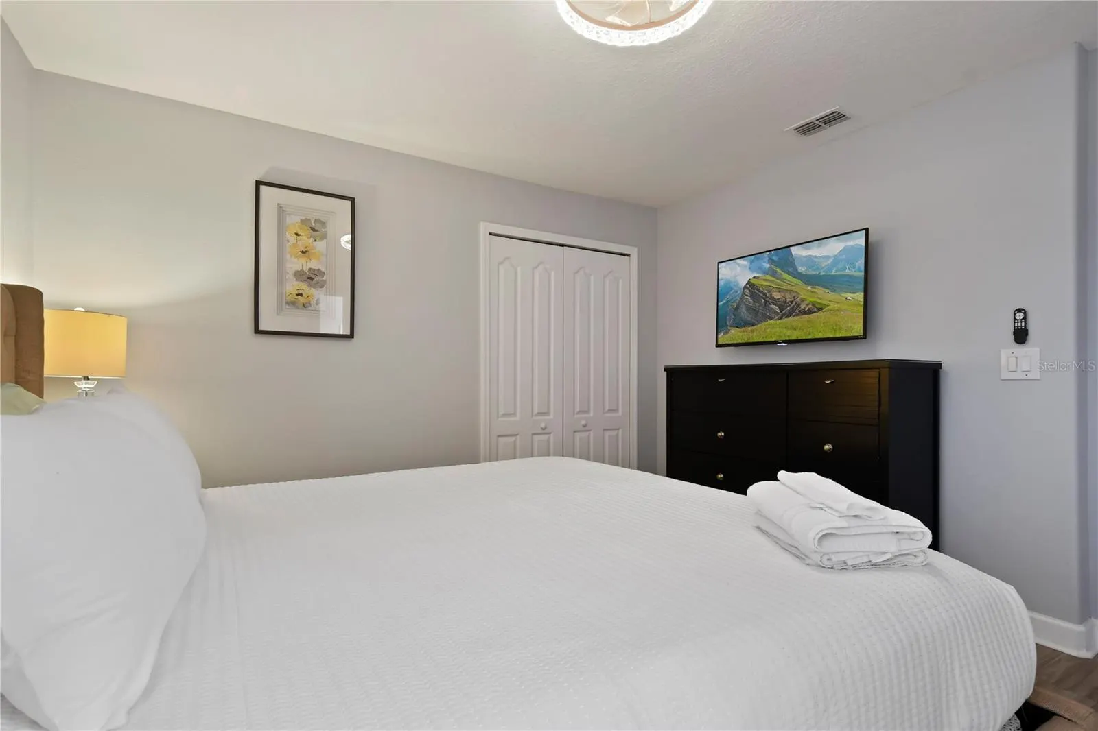 1415 MOON VALLEY DR