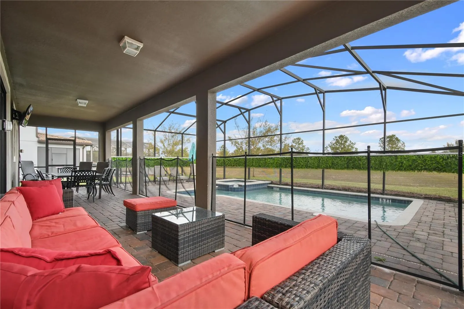 1415 MOON VALLEY DR