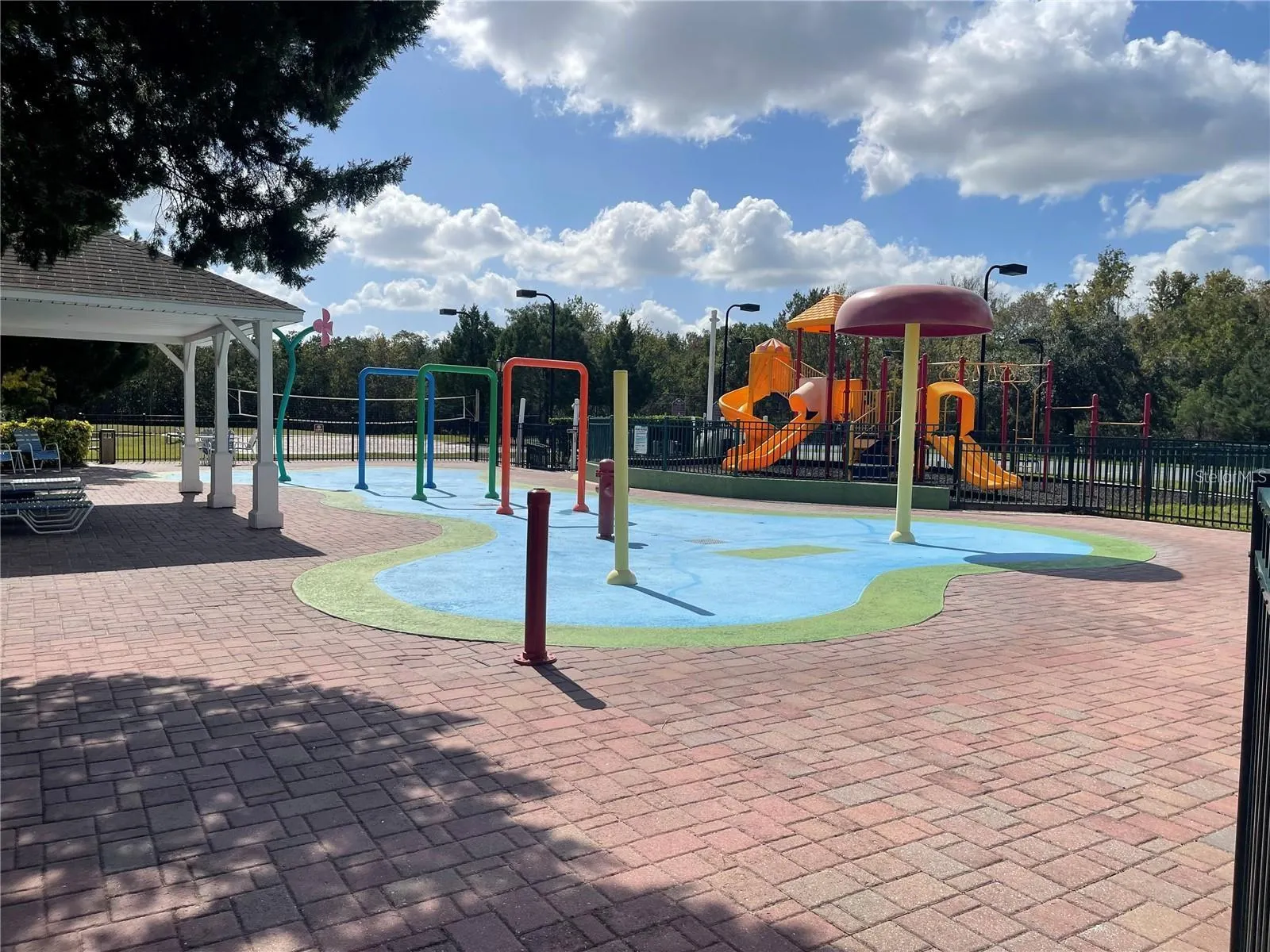 4560 YELLOWGOLD RD E #107, #107