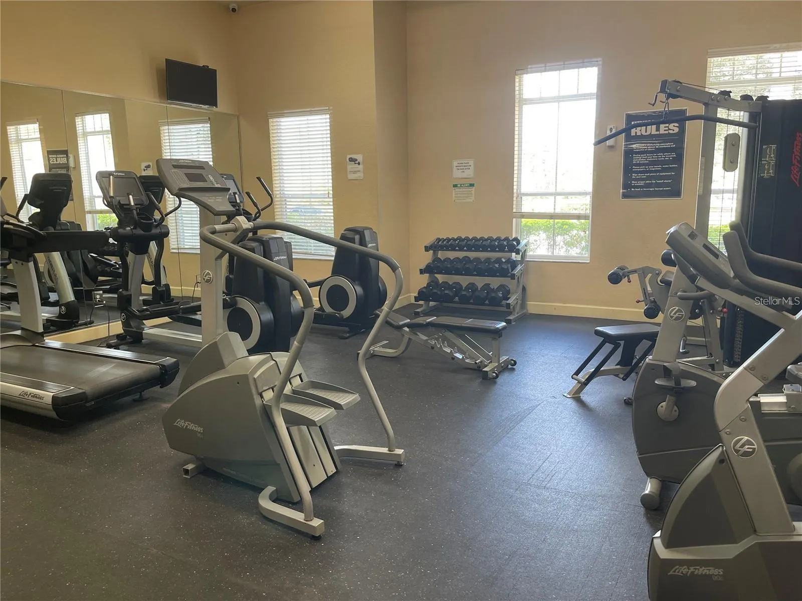 4560 YELLOWGOLD RD E #107, #107