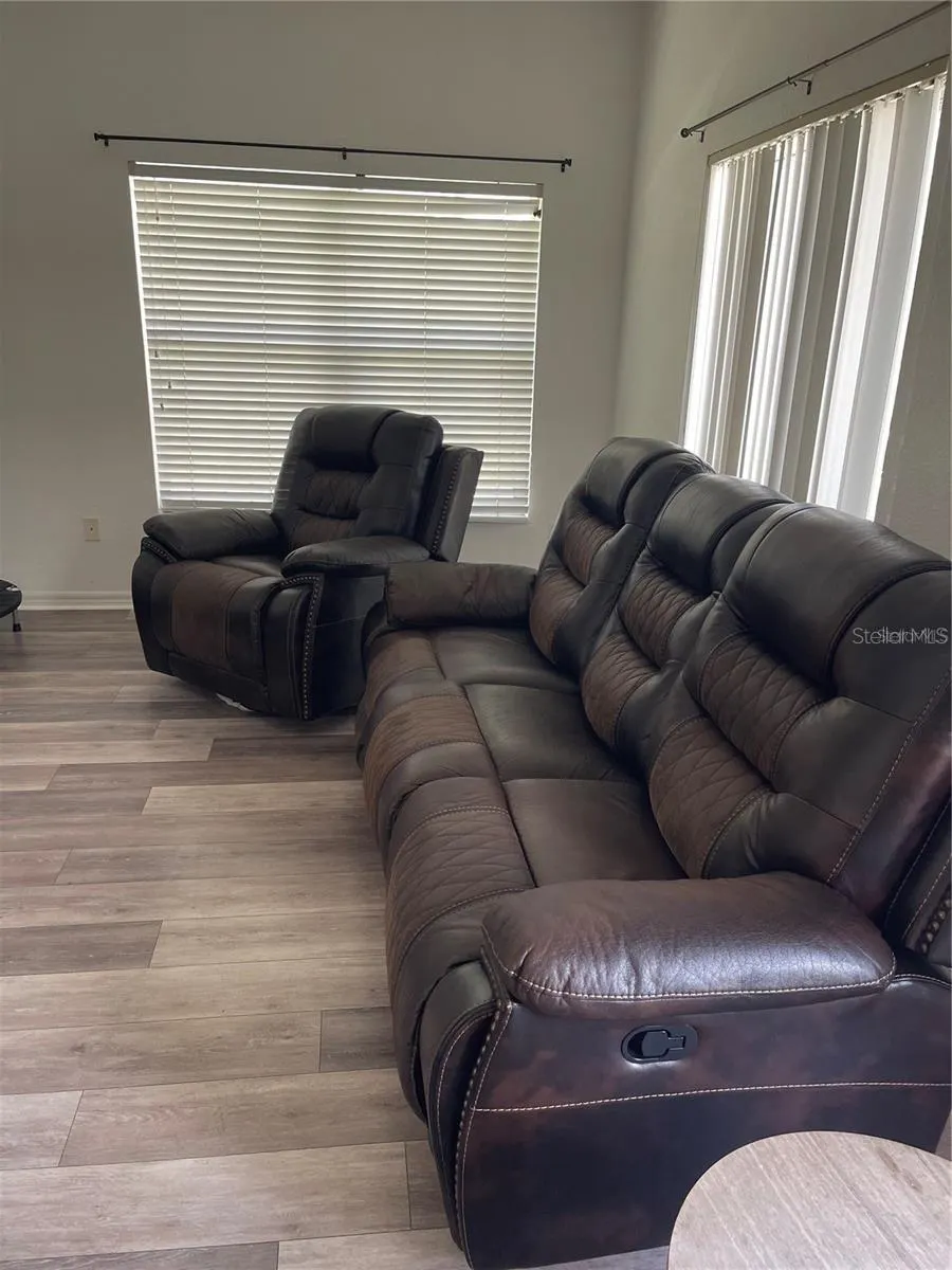 4560 YELLOWGOLD RD E #107, #107