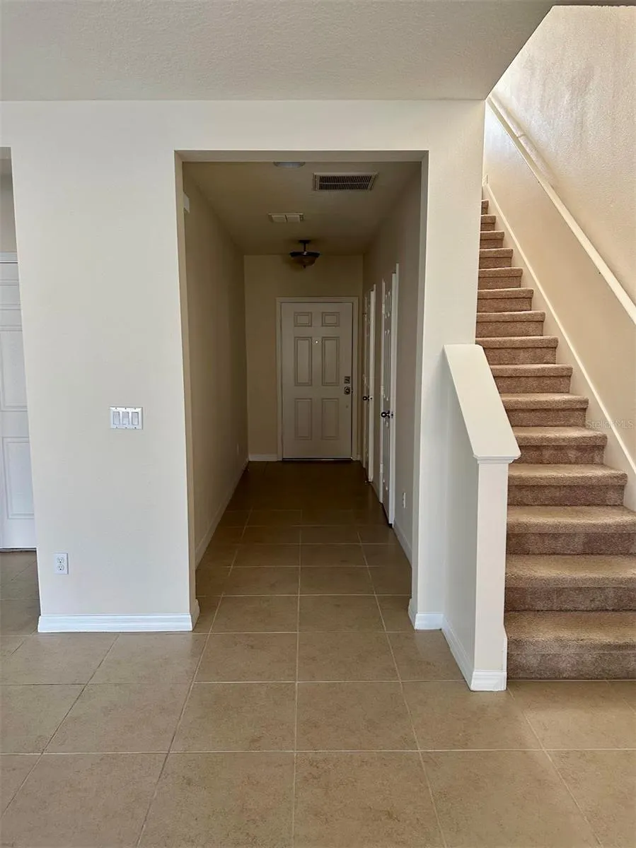 2716 MONTICELLO WAY