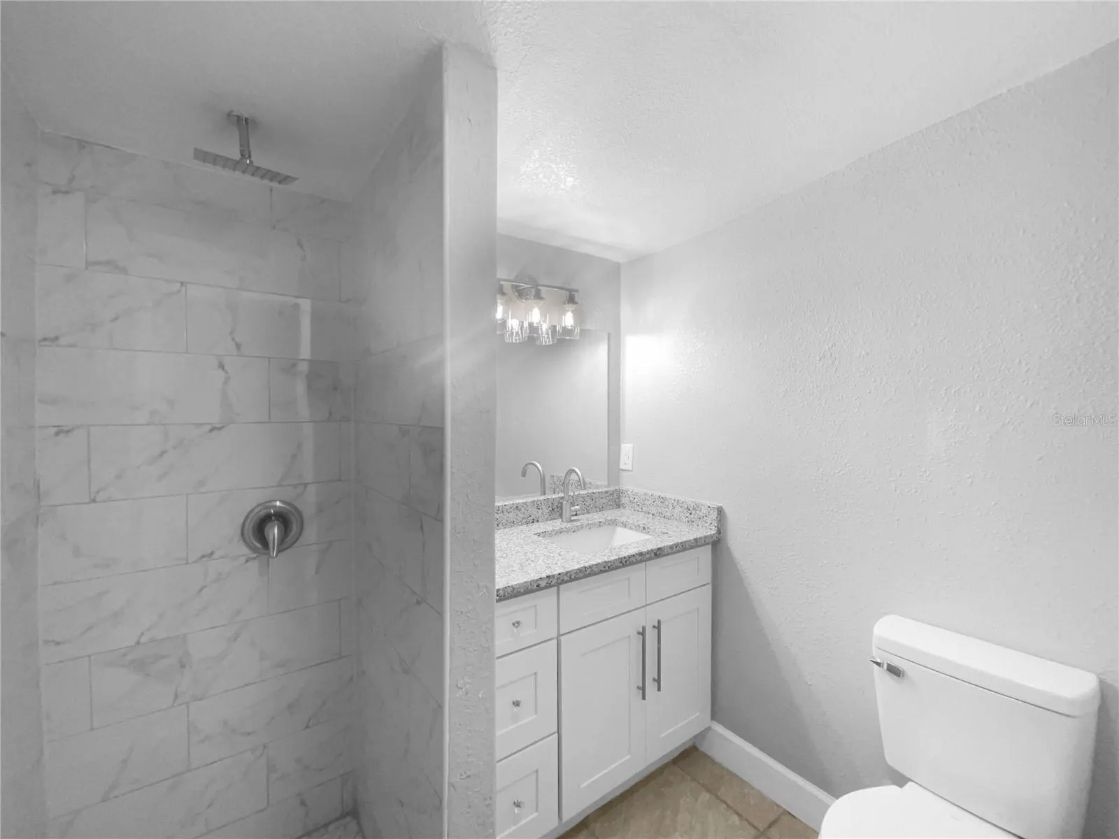2812 TOM BREWER LN