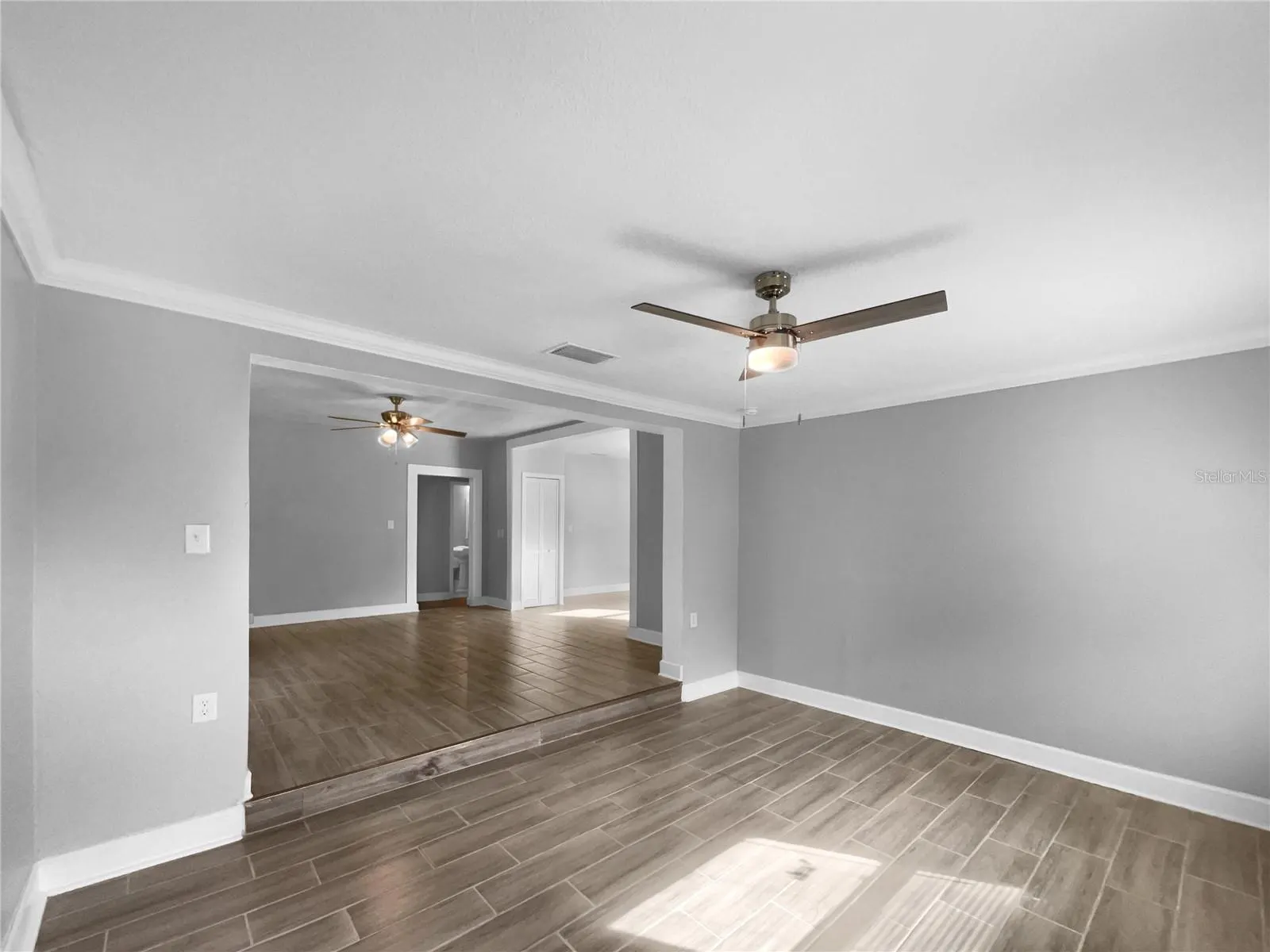 2812 TOM BREWER LN