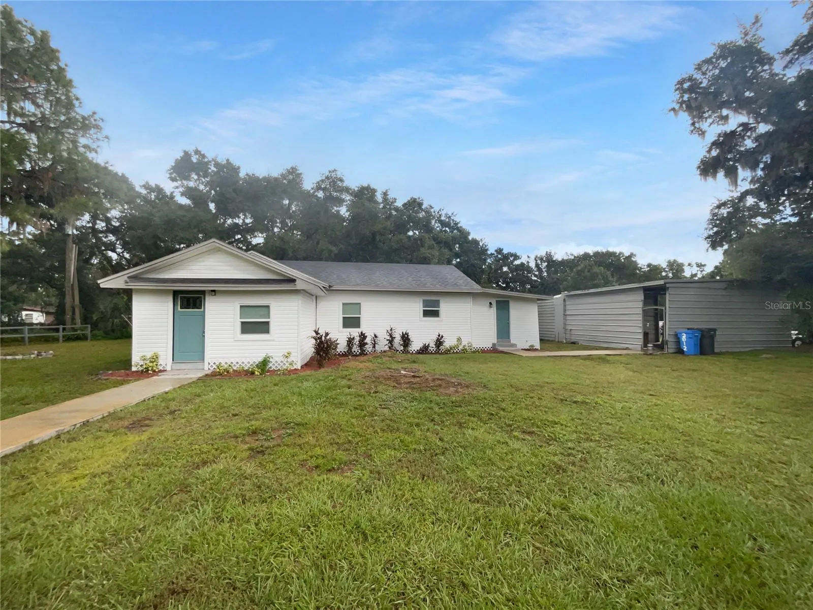 2812 TOM BREWER LN