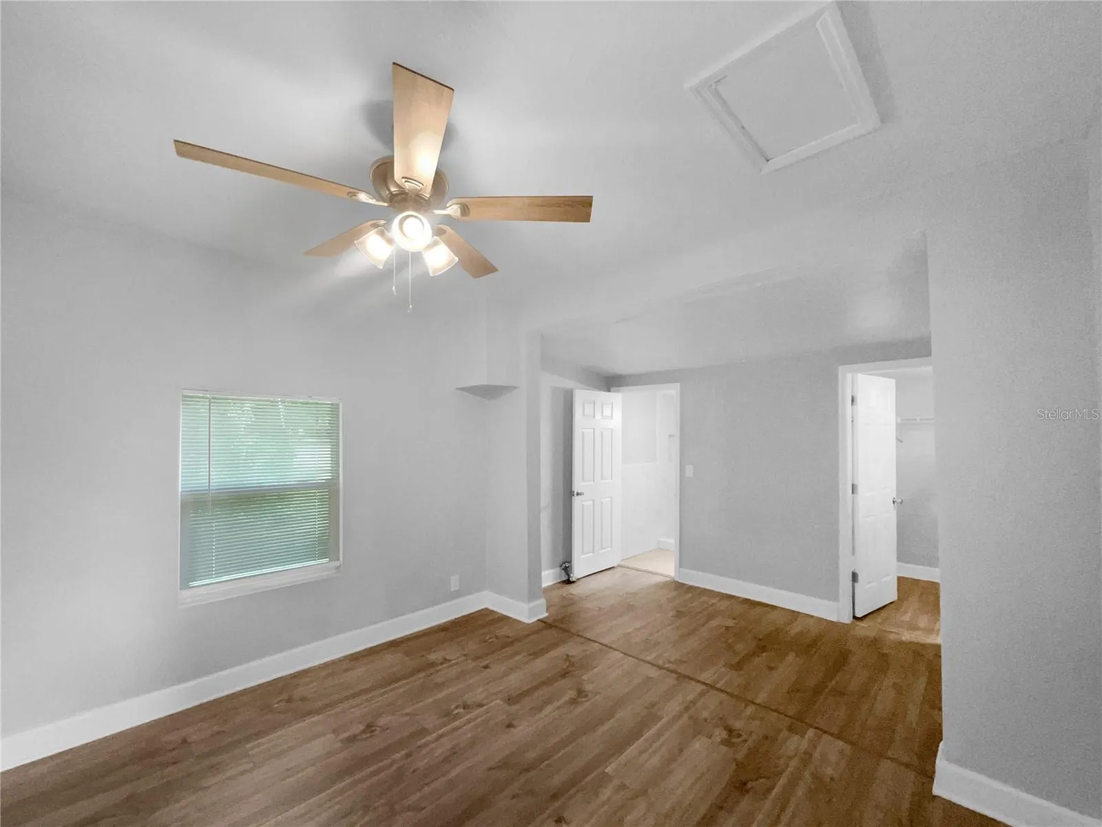 2812 TOM BREWER LN