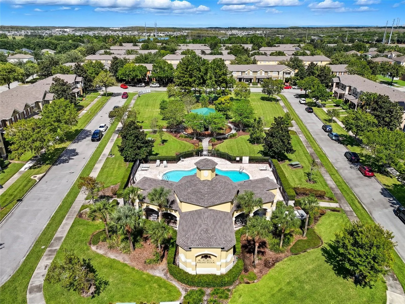 9117 OAK COMMONS WAY