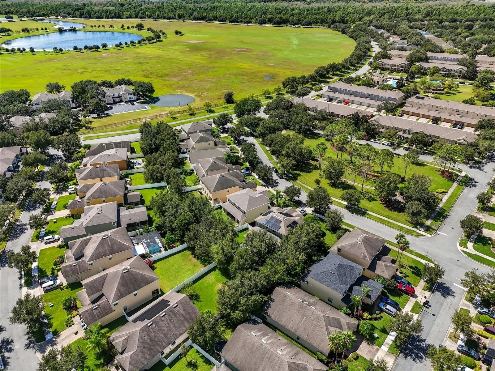 9117 OAK COMMONS WAY