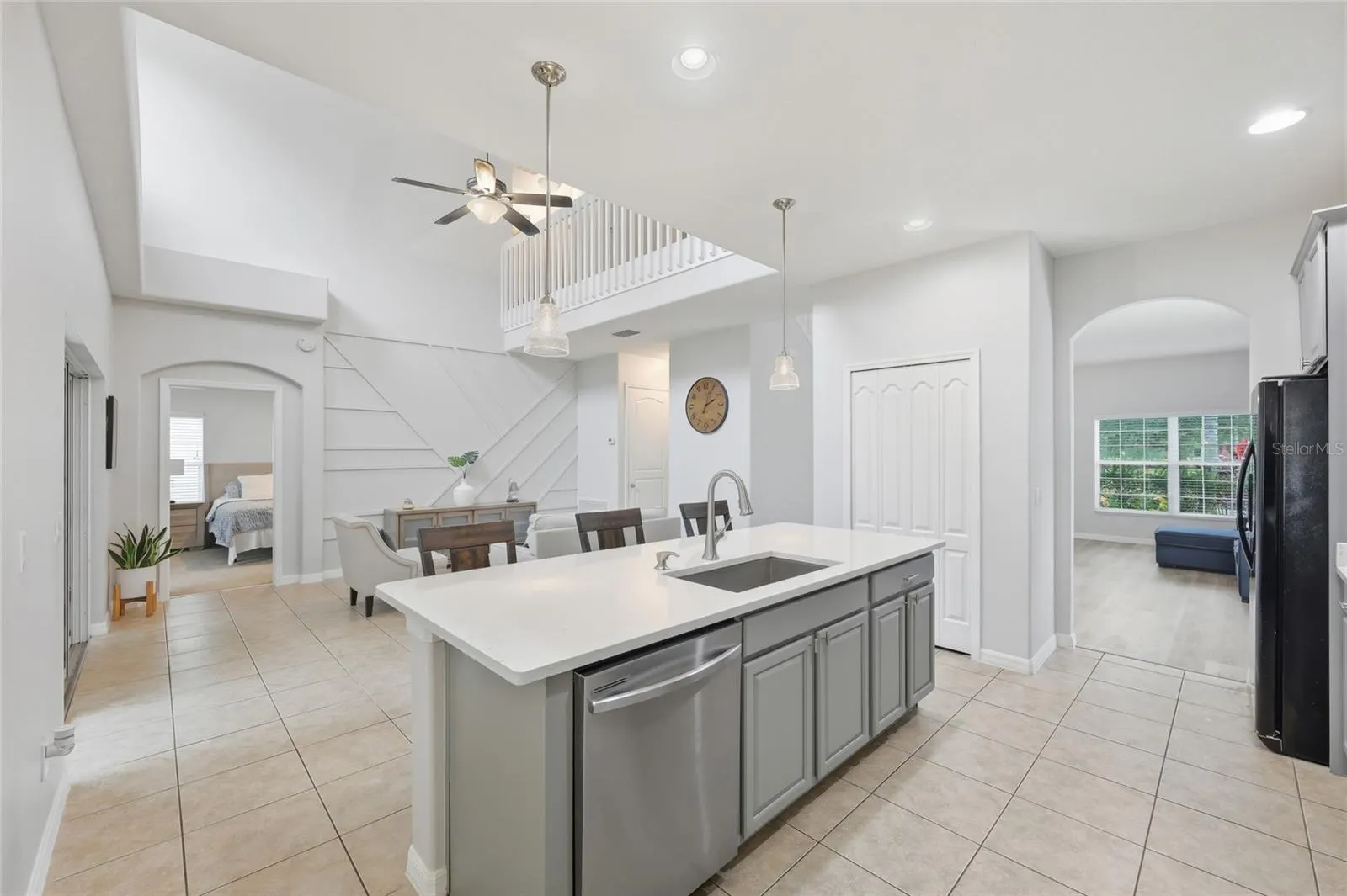 9117 OAK COMMONS WAY