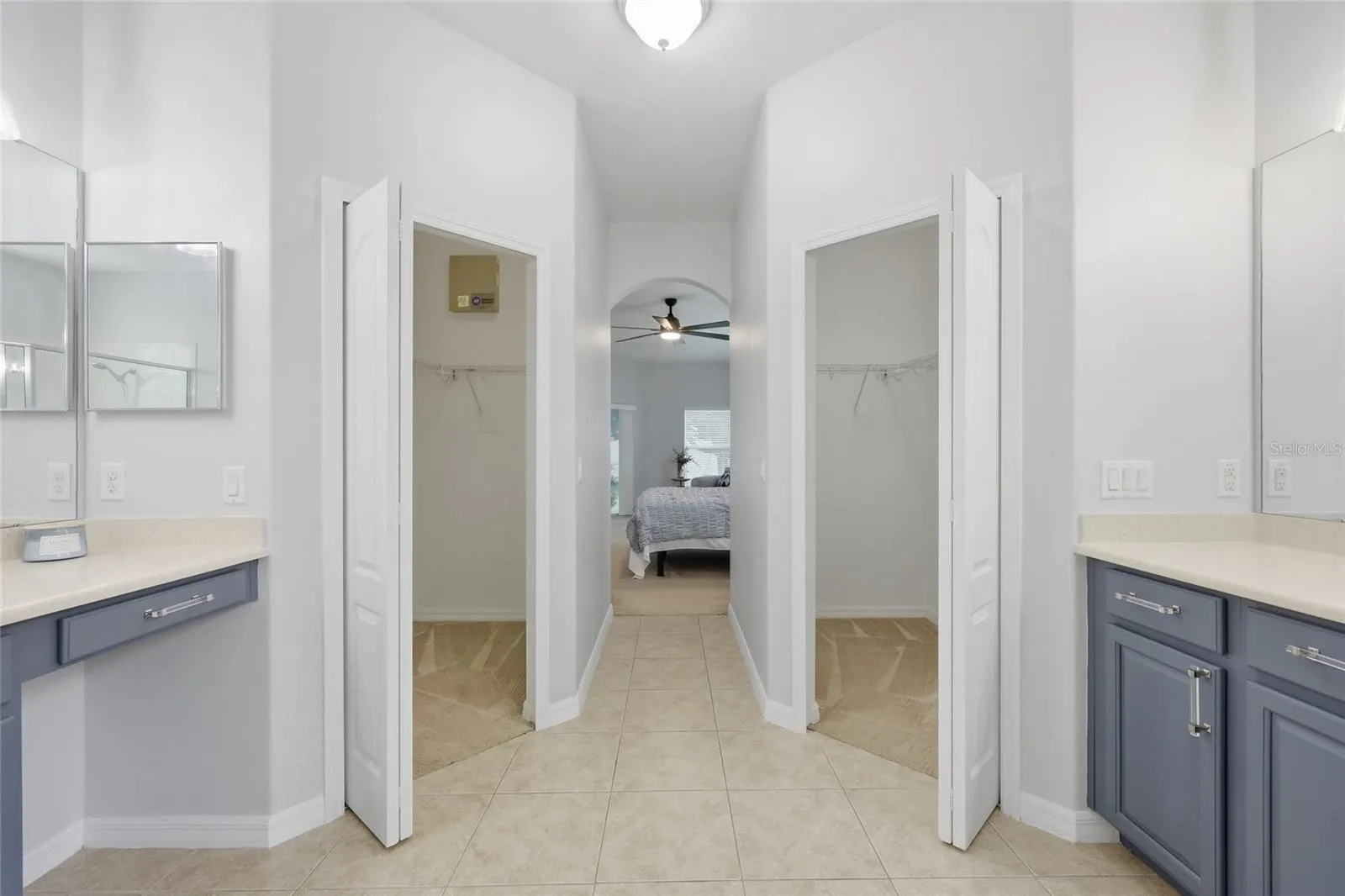 9117 OAK COMMONS WAY