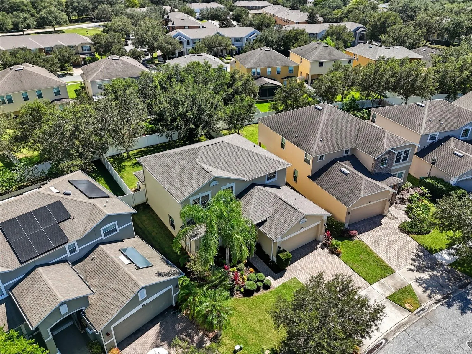 9117 OAK COMMONS WAY