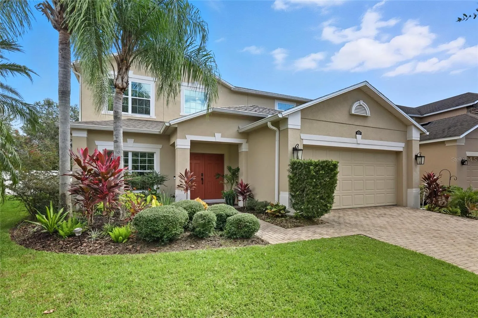 9117 OAK COMMONS WAY