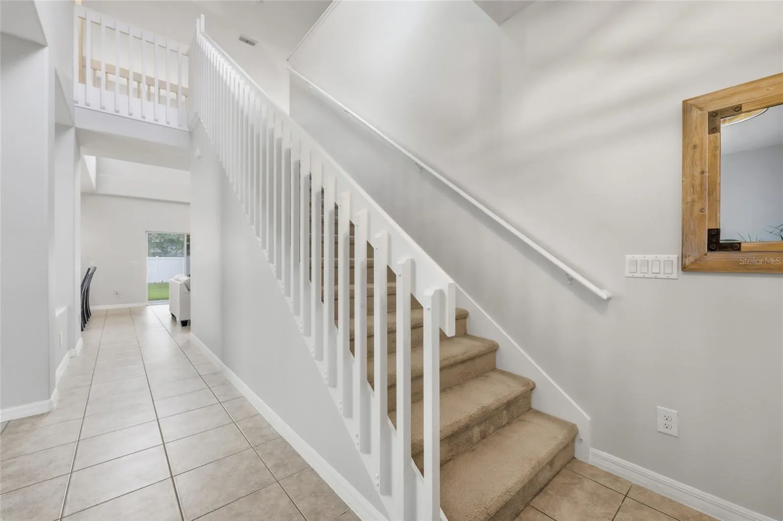 9117 OAK COMMONS WAY
