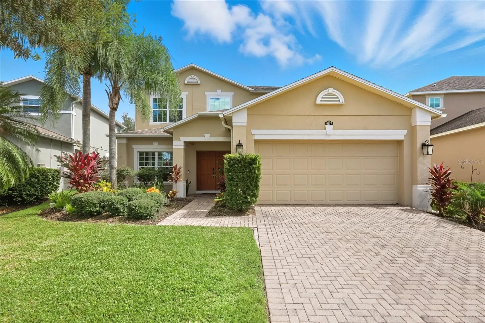 9117 OAK COMMONS WAY