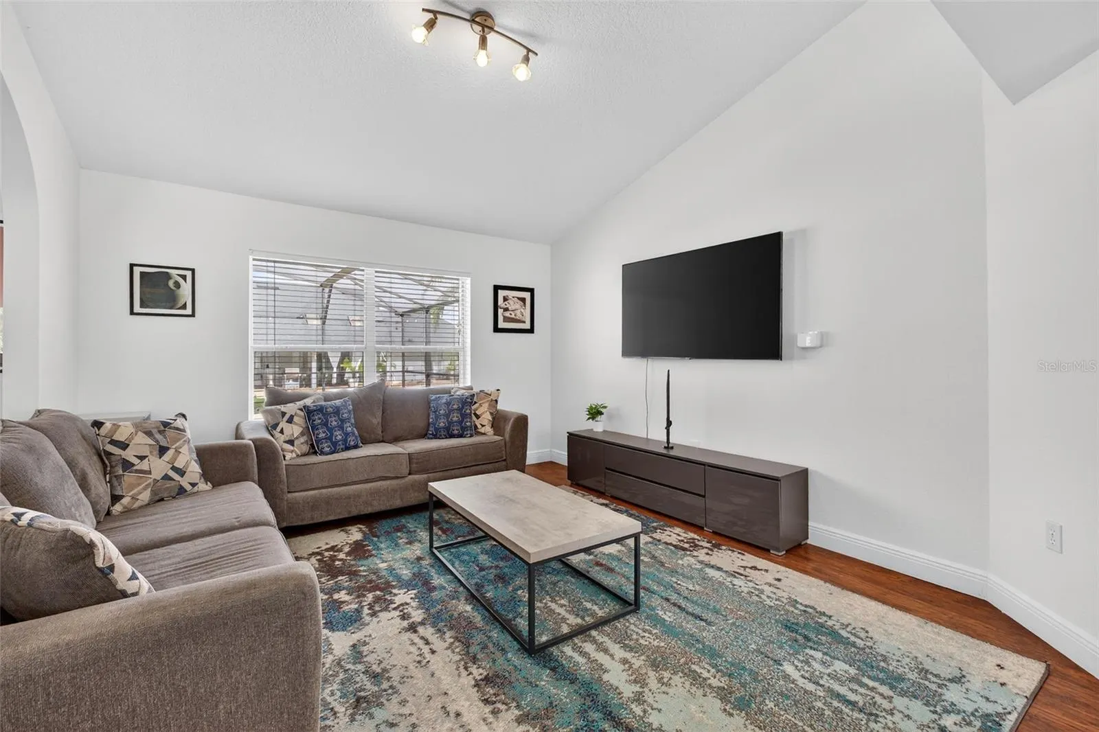 5632 MANDARIN CT