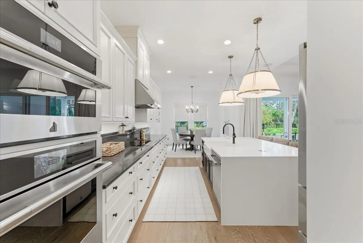3122 VANGUARD CT