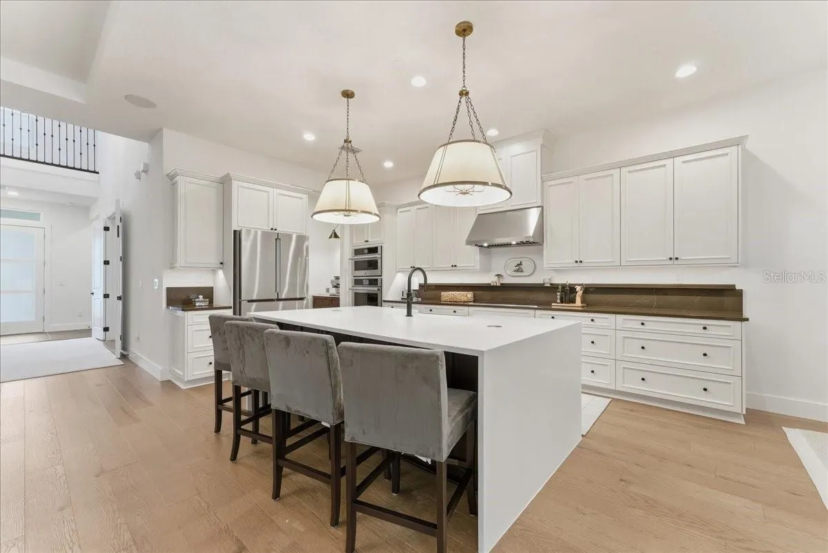 3122 VANGUARD CT