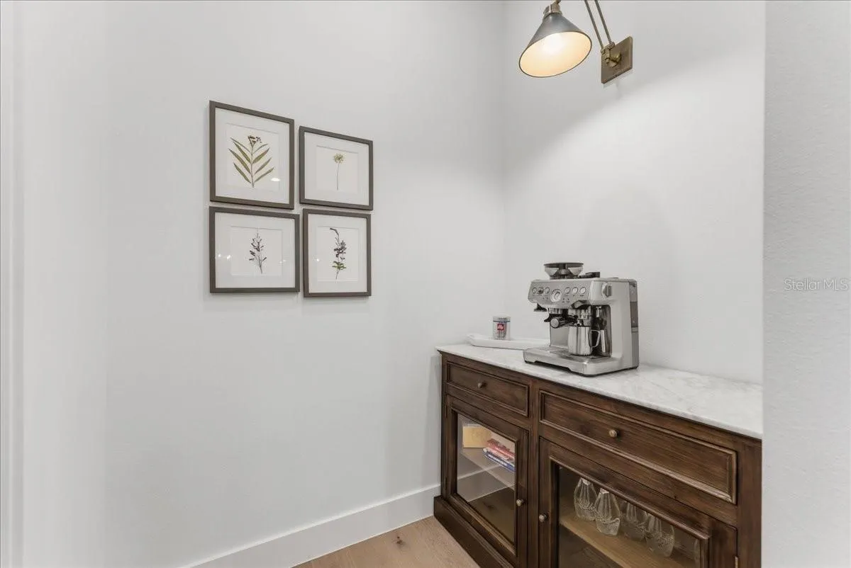 3122 VANGUARD CT