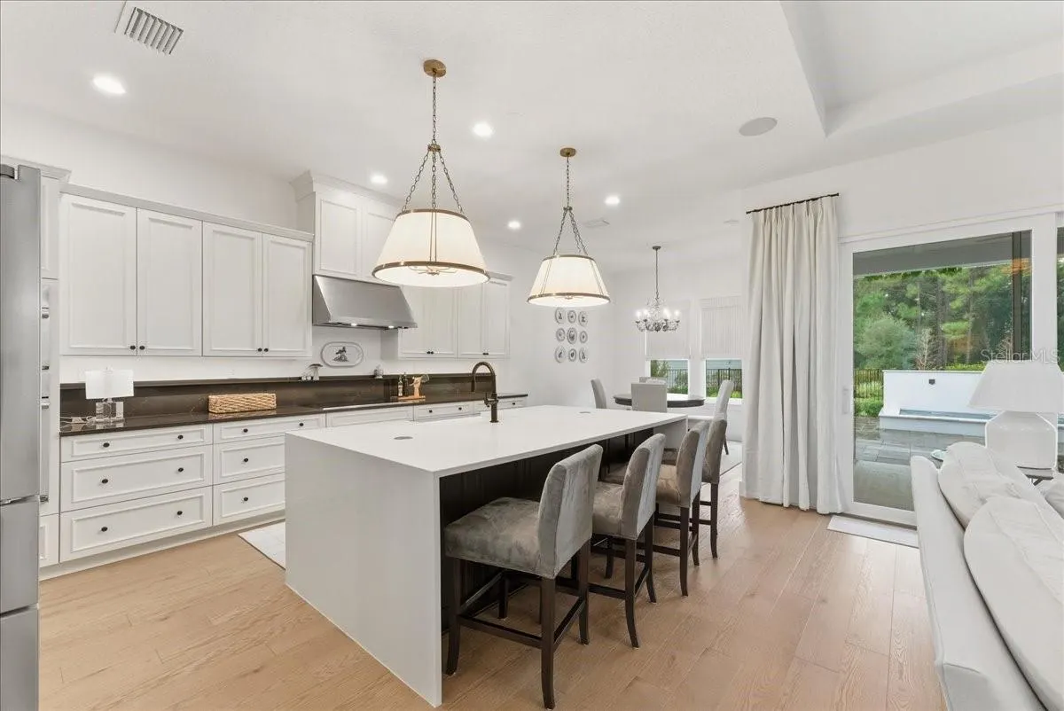 3122 VANGUARD CT