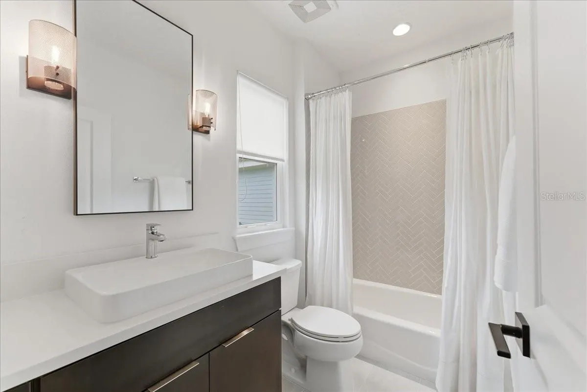 3122 VANGUARD CT